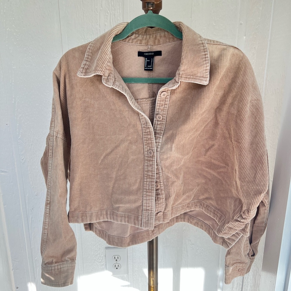 Forever 21 Light Taupe Corduroy Button-Up Shacket / Jacket / Shirt – Size L